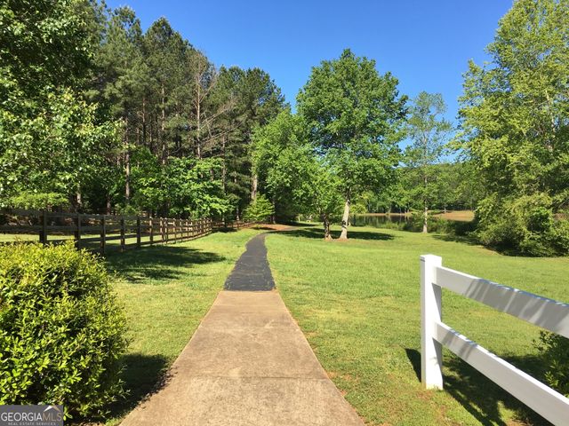 104 Blue Ridge Drive, Newnan, GA 30265