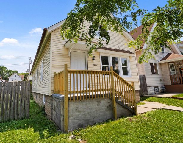 1560 S 26th STREET, Milwaukee, WI 53204