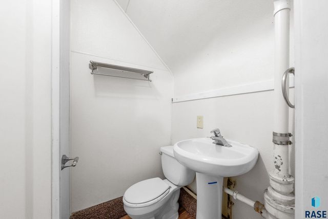 611 N Walts Ave Avenue, Sioux Falls, SD 57104