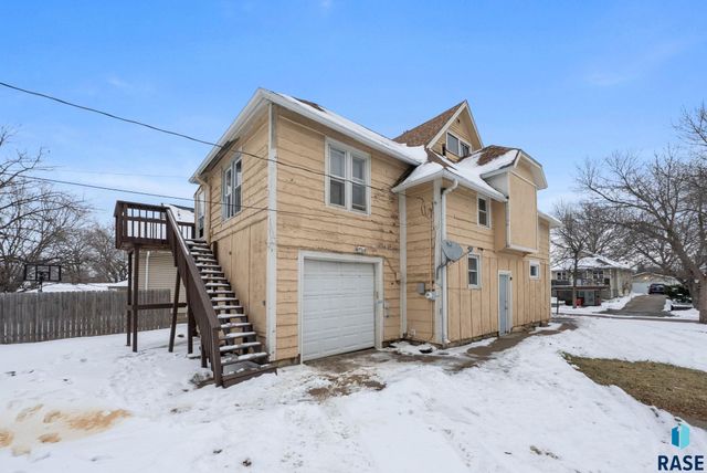 611 N Walts Ave Avenue, Sioux Falls, SD 57104