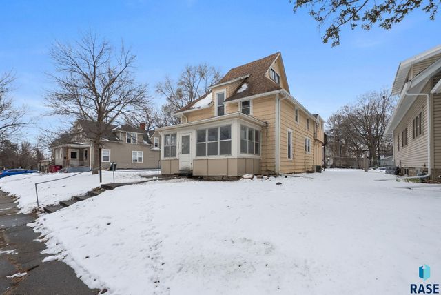 611 N Walts Ave Avenue, Sioux Falls, SD 57104