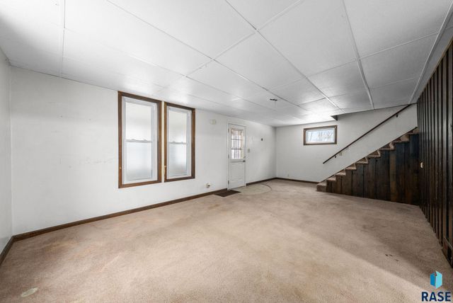 611 N Walts Ave Avenue, Sioux Falls, SD 57104