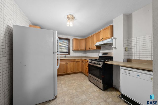 611 N Walts Ave Avenue, Sioux Falls, SD 57104