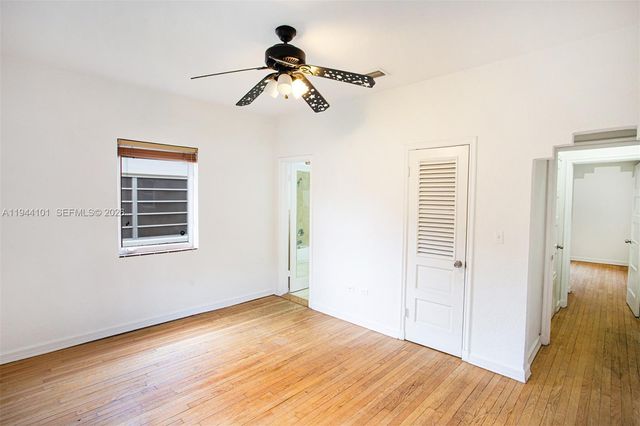 236 SW 28th Rd, Miami, FL 33129