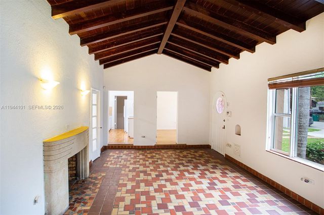 236 SW 28th Rd, Miami, FL 33129