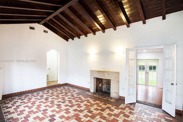 236 SW 28th Rd, Miami, FL 33129