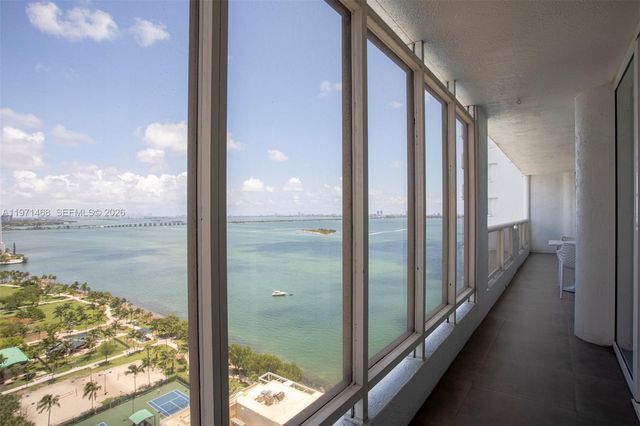 1717 N Bayshore Dr A-2740, Miami, FL 33132