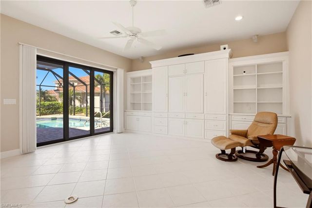 5072 Sorrento CT, Cape Coral, FL 33904