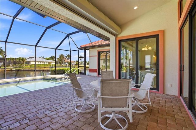 5072 Sorrento CT, Cape Coral, FL 33904