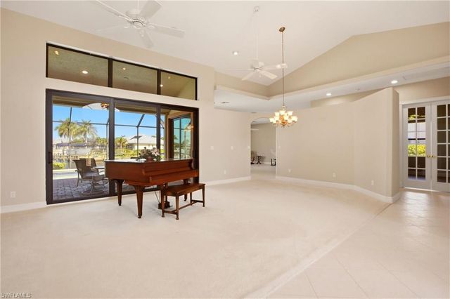 5072 Sorrento CT, Cape Coral, FL 33904