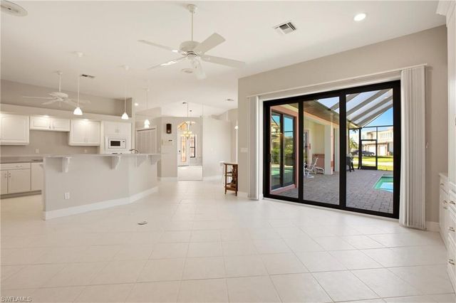 5072 Sorrento CT, Cape Coral, FL 33904