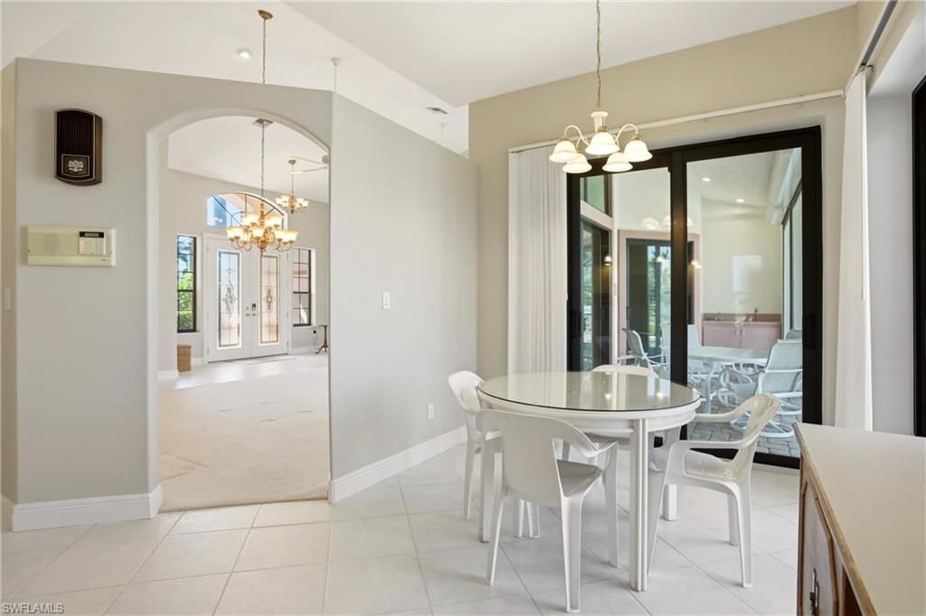 Image 11 of property listing at 5072 Sorrento CT, Cape Coral, FL 33904