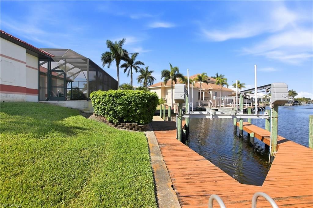 Image 29 of property listing at 5072 Sorrento CT, Cape Coral, FL 33904