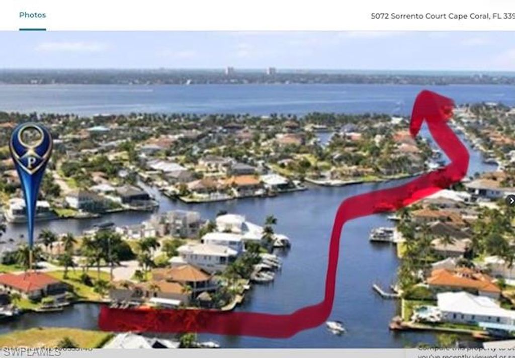 Image 4 of property listing at 5072 Sorrento CT, Cape Coral, FL 33904