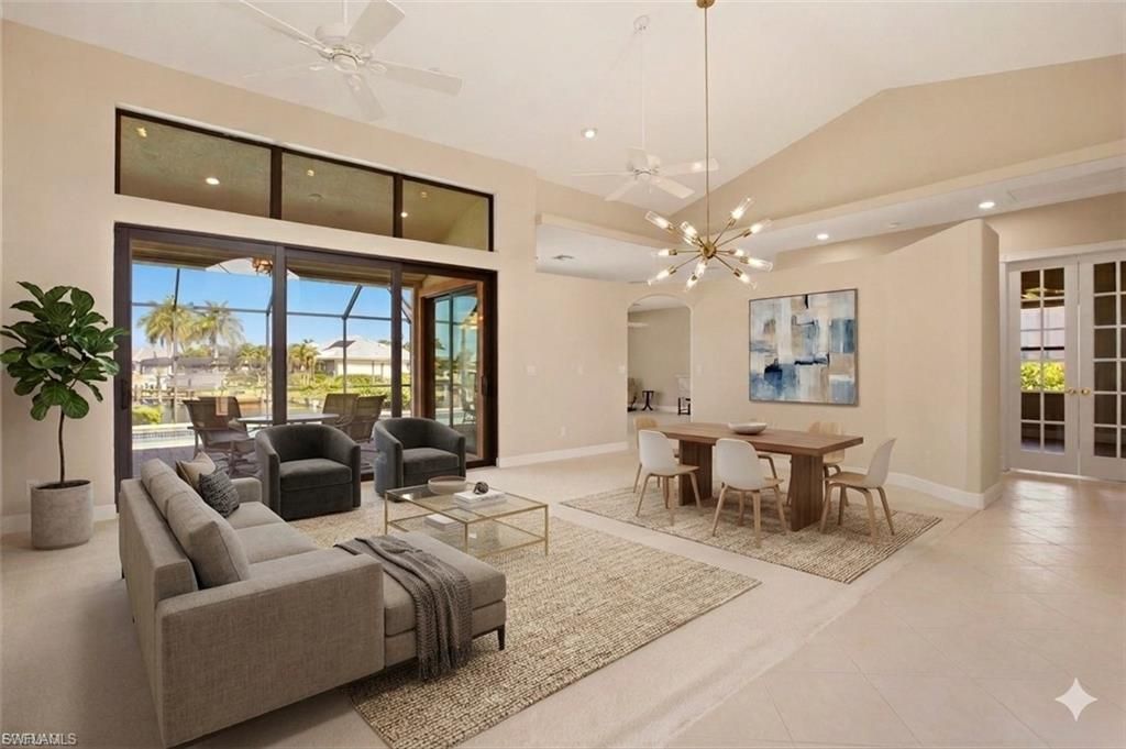 Image 7 of property listing at 5072 Sorrento CT, Cape Coral, FL 33904