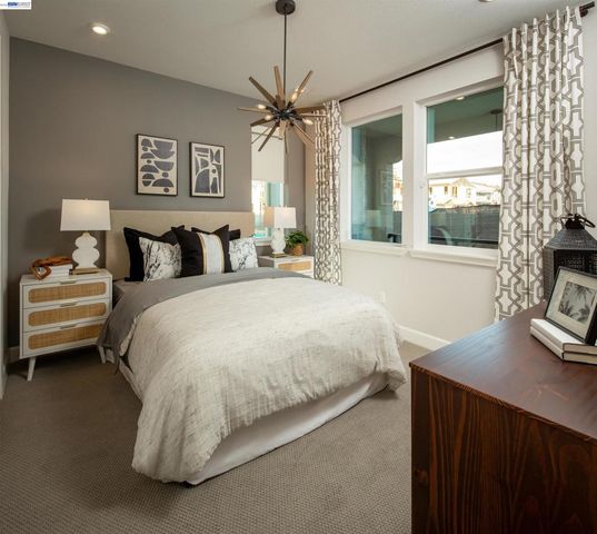 917 More Lane 1305, Morgan Hill, CA 95037