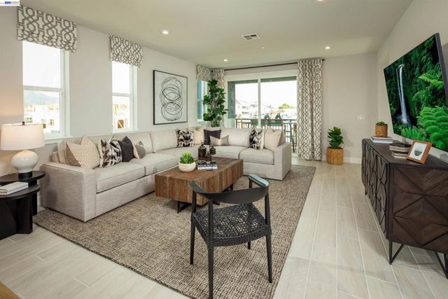 917 More Lane 1305, Morgan Hill, CA 95037