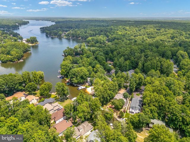 143 EDGEMONT CIR, Locust Grove, VA 22508