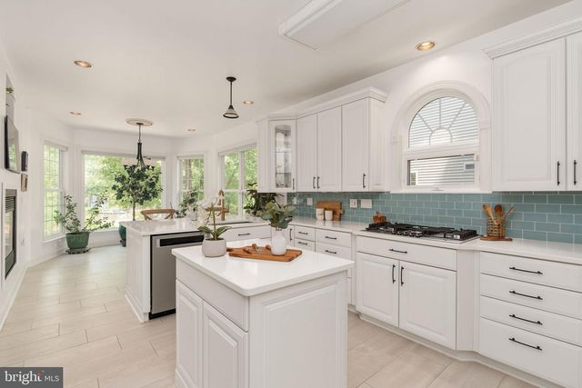 143 EDGEMONT CIR, Locust Grove, VA 22508