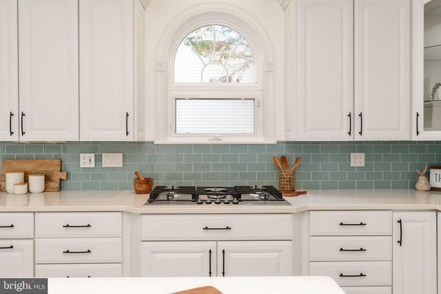 143 EDGEMONT CIR, Locust Grove, VA 22508