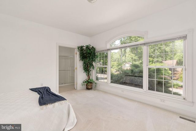 143 EDGEMONT CIR, Locust Grove, VA 22508