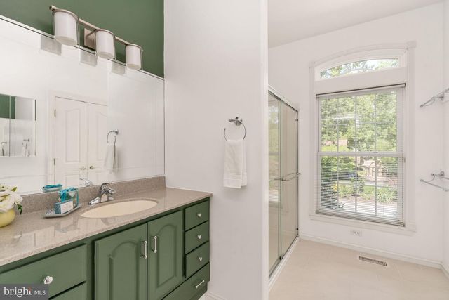 143 EDGEMONT CIR, Locust Grove, VA 22508