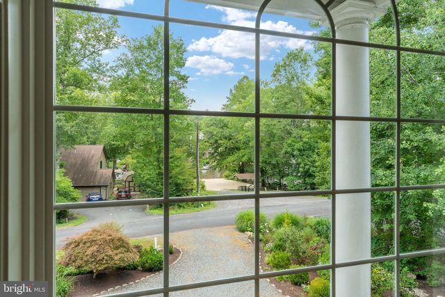143 EDGEMONT CIR, Locust Grove, VA 22508