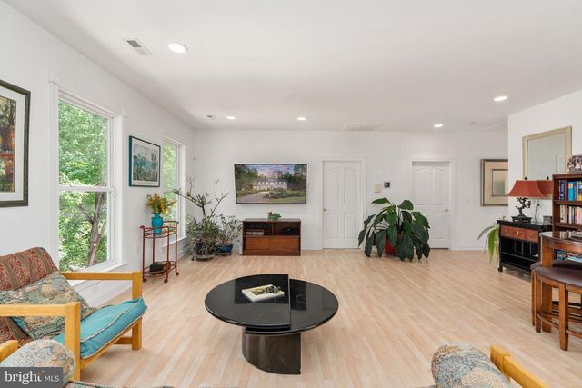 143 EDGEMONT CIR, Locust Grove, VA 22508