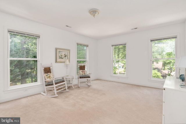 143 EDGEMONT CIR, Locust Grove, VA 22508