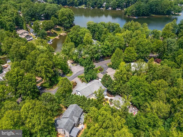 143 EDGEMONT CIR, Locust Grove, VA 22508