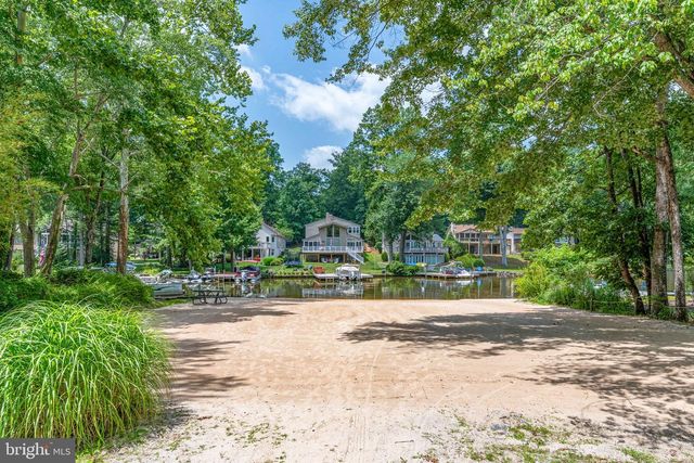 143 EDGEMONT CIR, Locust Grove, VA 22508