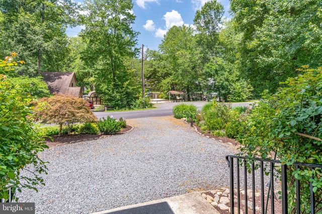 143 EDGEMONT CIR, Locust Grove, VA 22508
