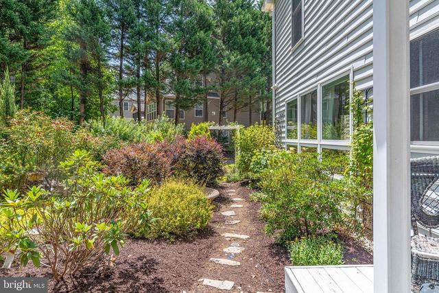 143 EDGEMONT CIR, Locust Grove, VA 22508