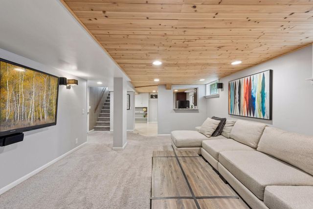 5148 Upton Avenue S, Minneapolis, MN 55410