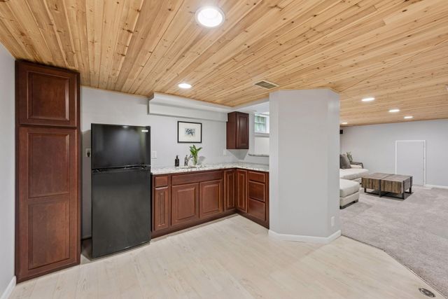 5148 Upton Avenue S, Minneapolis, MN 55410