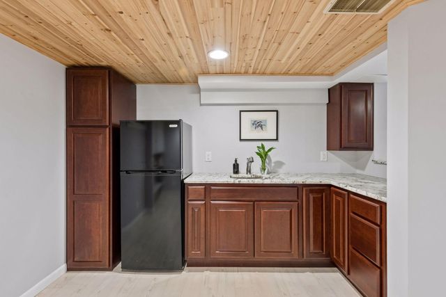 5148 Upton Avenue S, Minneapolis, MN 55410