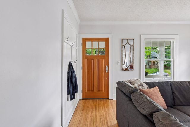 5148 Upton Avenue S, Minneapolis, MN 55410