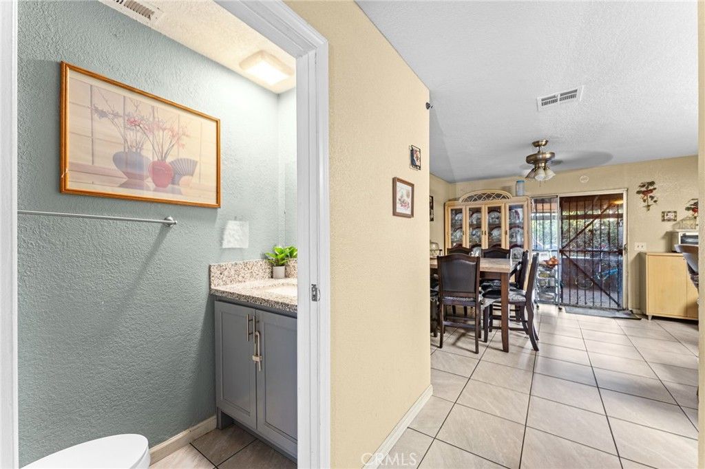 698 W Phillips, Pomona, CA 91766 — photo 5