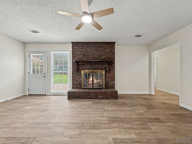 11441 Pat McGee Dr, Cottondale, AL 35453