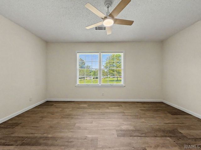 11441 Pat McGee Dr, Cottondale, AL 35453