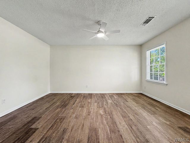 11441 Pat McGee Dr, Cottondale, AL 35453