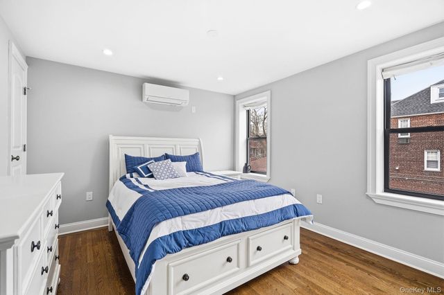 1163 Rhinelander Avenue, Bronx, NY 10461