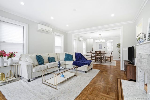 1163 Rhinelander Avenue, Bronx, NY 10461