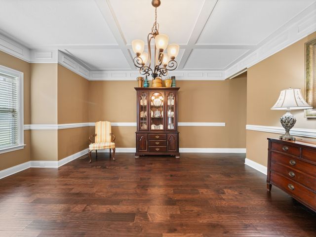 650 Dixie Bee Rd, Clarksville, TN 37043