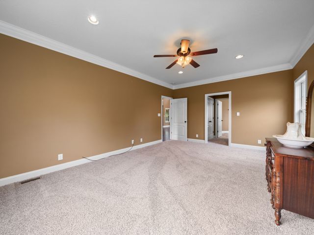 650 Dixie Bee Rd, Clarksville, TN 37043