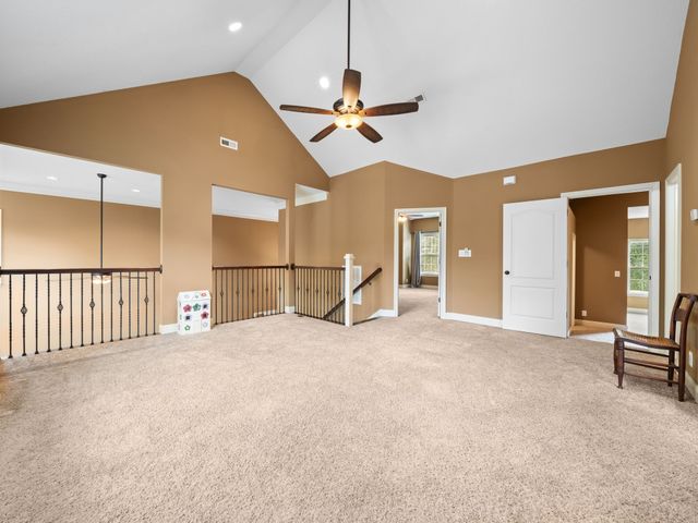 650 Dixie Bee Rd, Clarksville, TN 37043