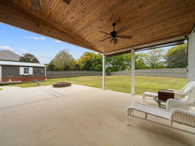 650 Dixie Bee Rd, Clarksville, TN 37043