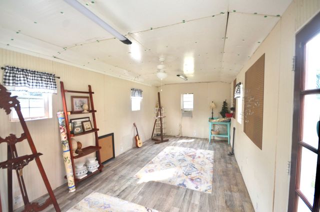 650 Dixie Bee Rd, Clarksville, TN 37043