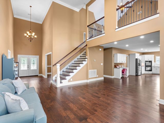 650 Dixie Bee Rd, Clarksville, TN 37043