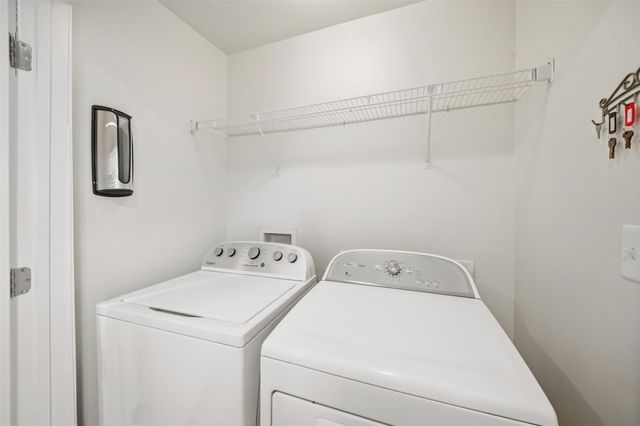 1725 Harvey Mitchell Parkway 126, College Station, TX 77840